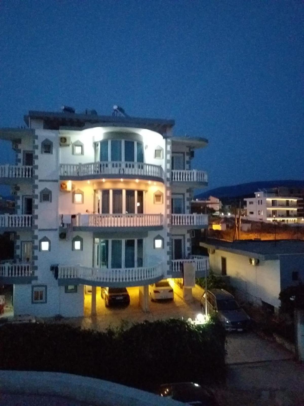 Studio Apartments Rizarjo คซามิล ภายนอก รูปภาพ