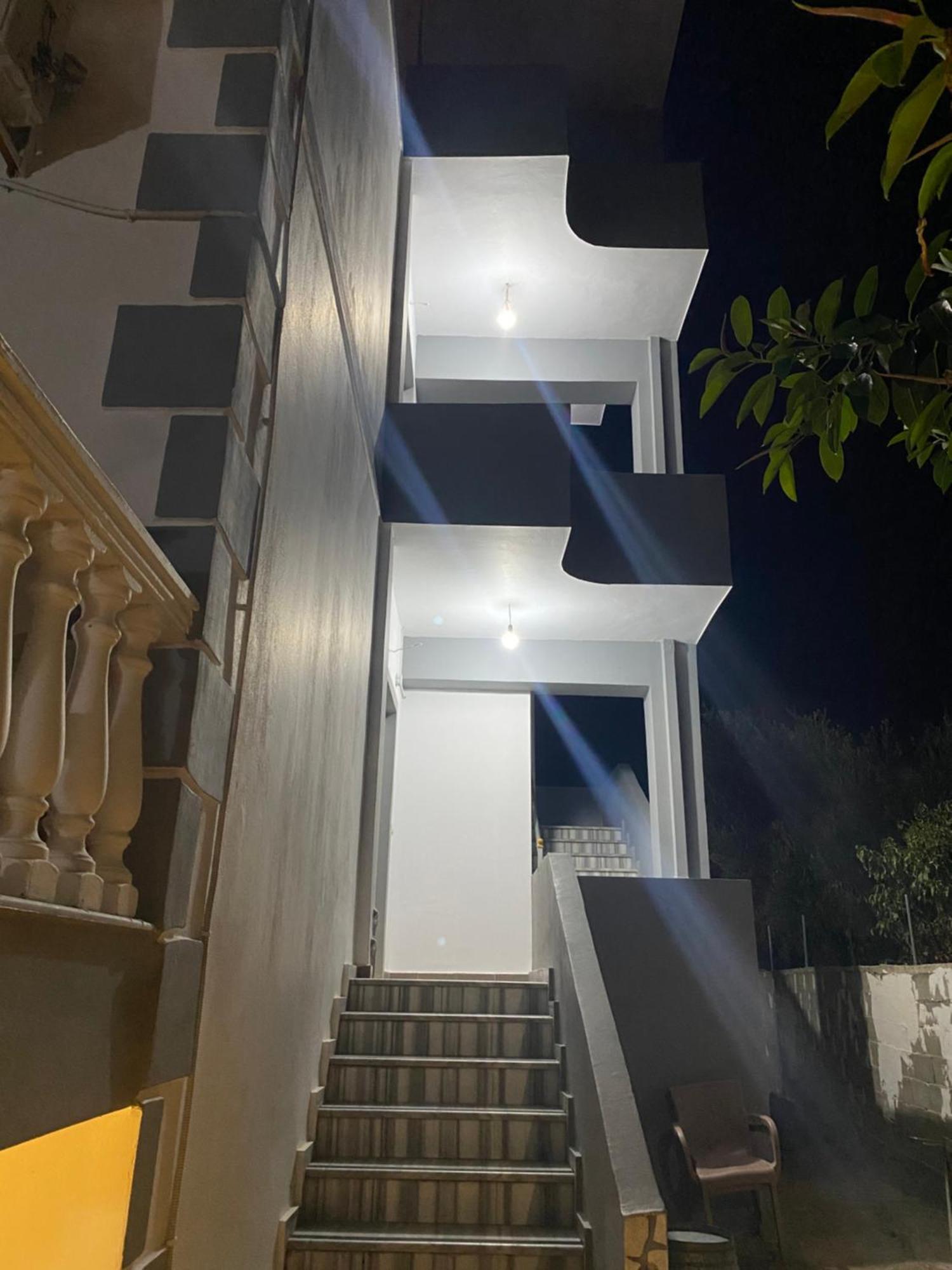 Studio Apartments Rizarjo คซามิล ภายนอก รูปภาพ