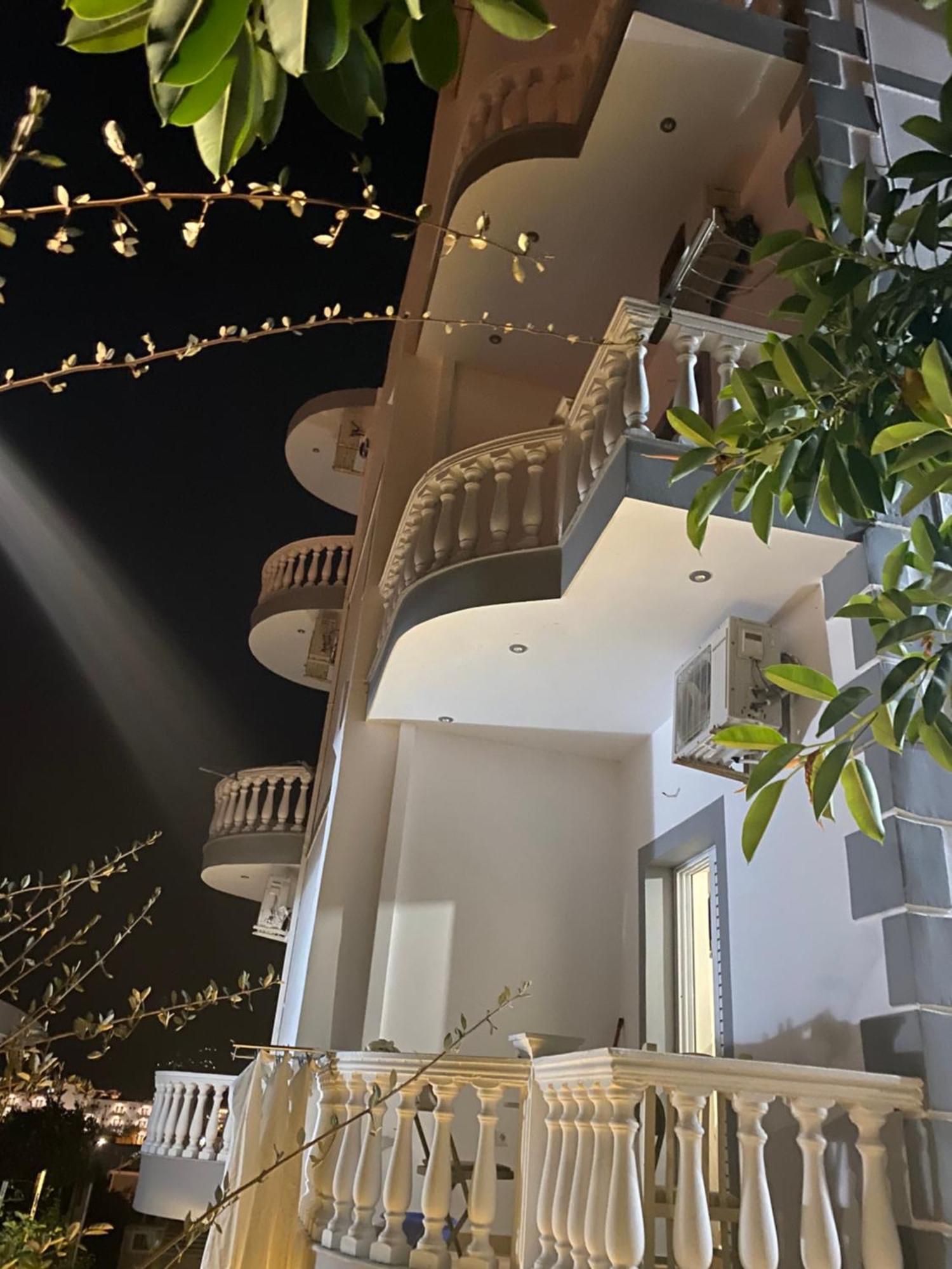 Studio Apartments Rizarjo คซามิล ภายนอก รูปภาพ