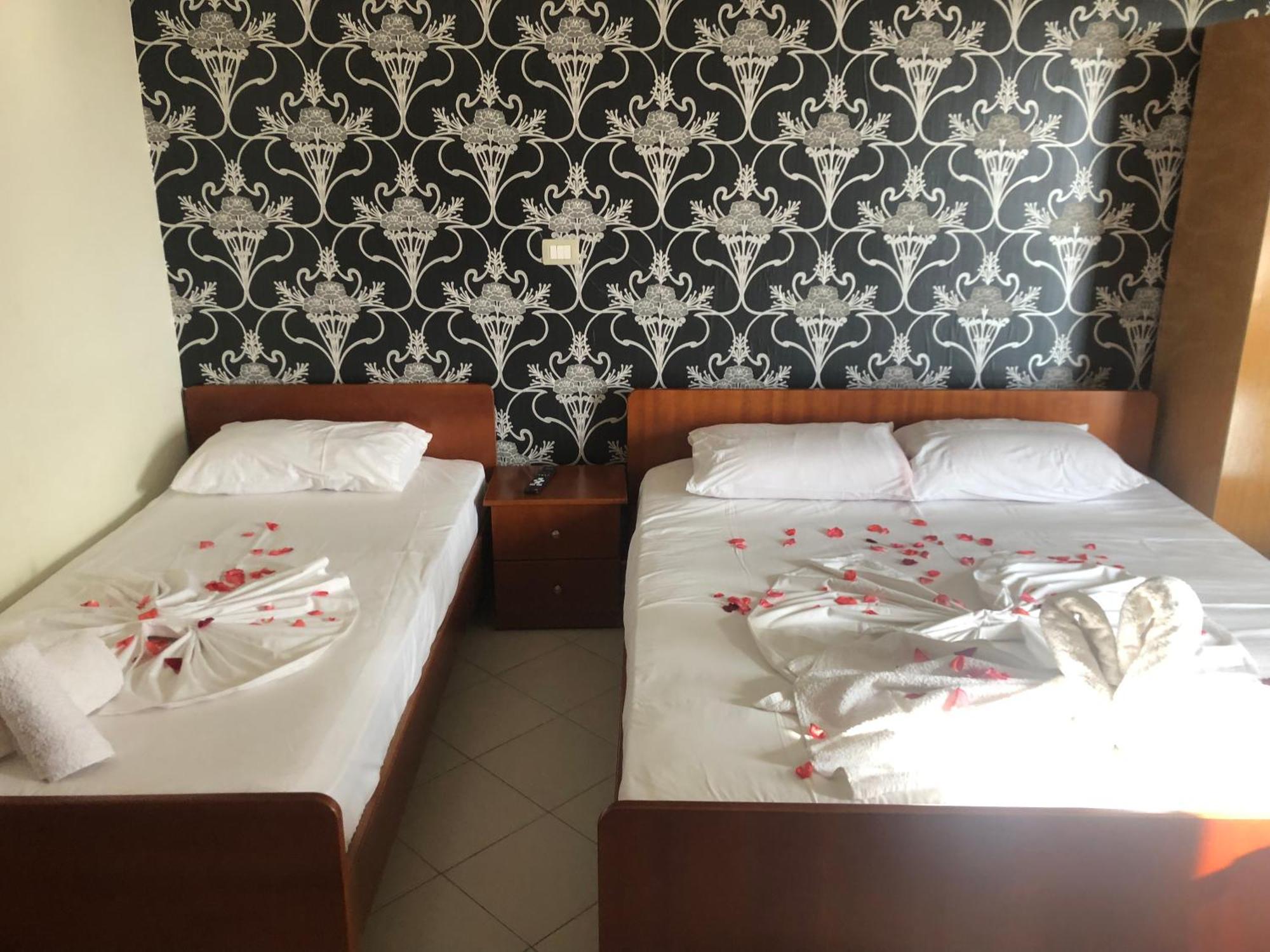 Studio Apartments Rizarjo คซามิล ภายนอก รูปภาพ