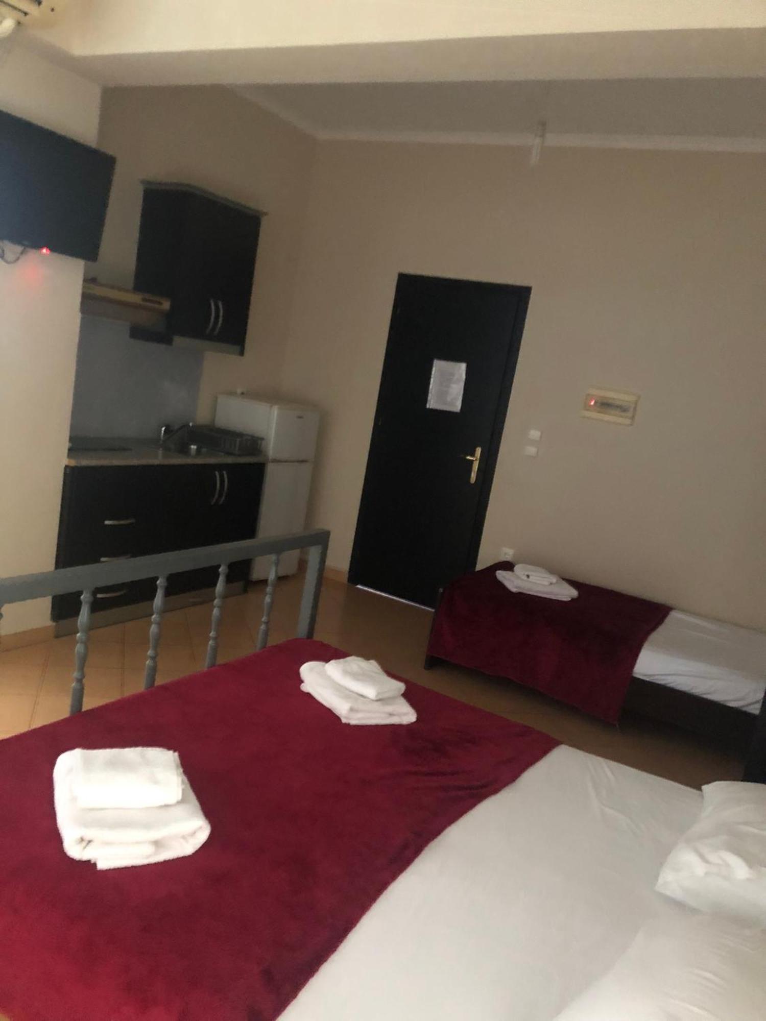 Studio Apartments Rizarjo คซามิล ภายนอก รูปภาพ
