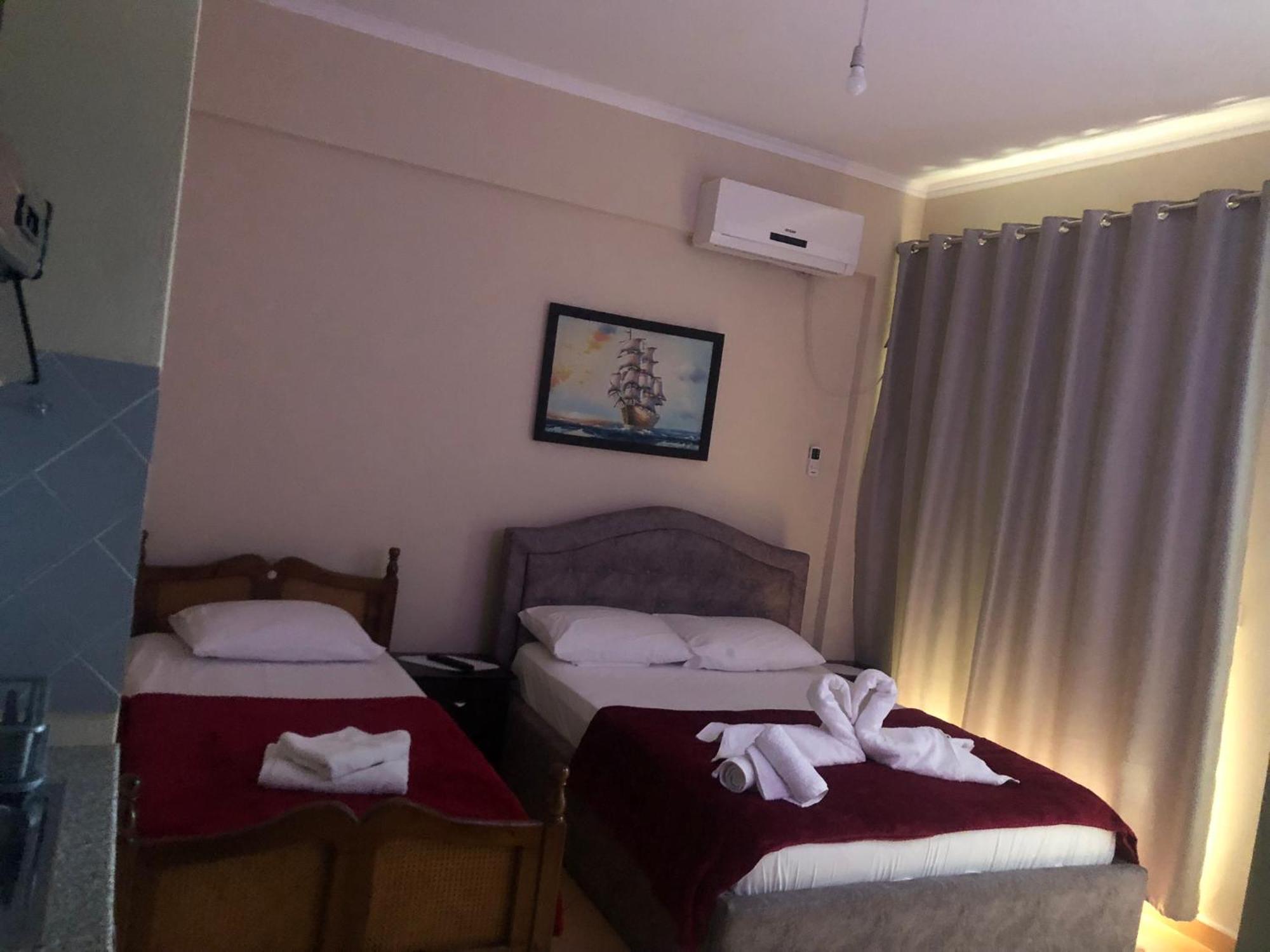 Studio Apartments Rizarjo คซามิล ภายนอก รูปภาพ